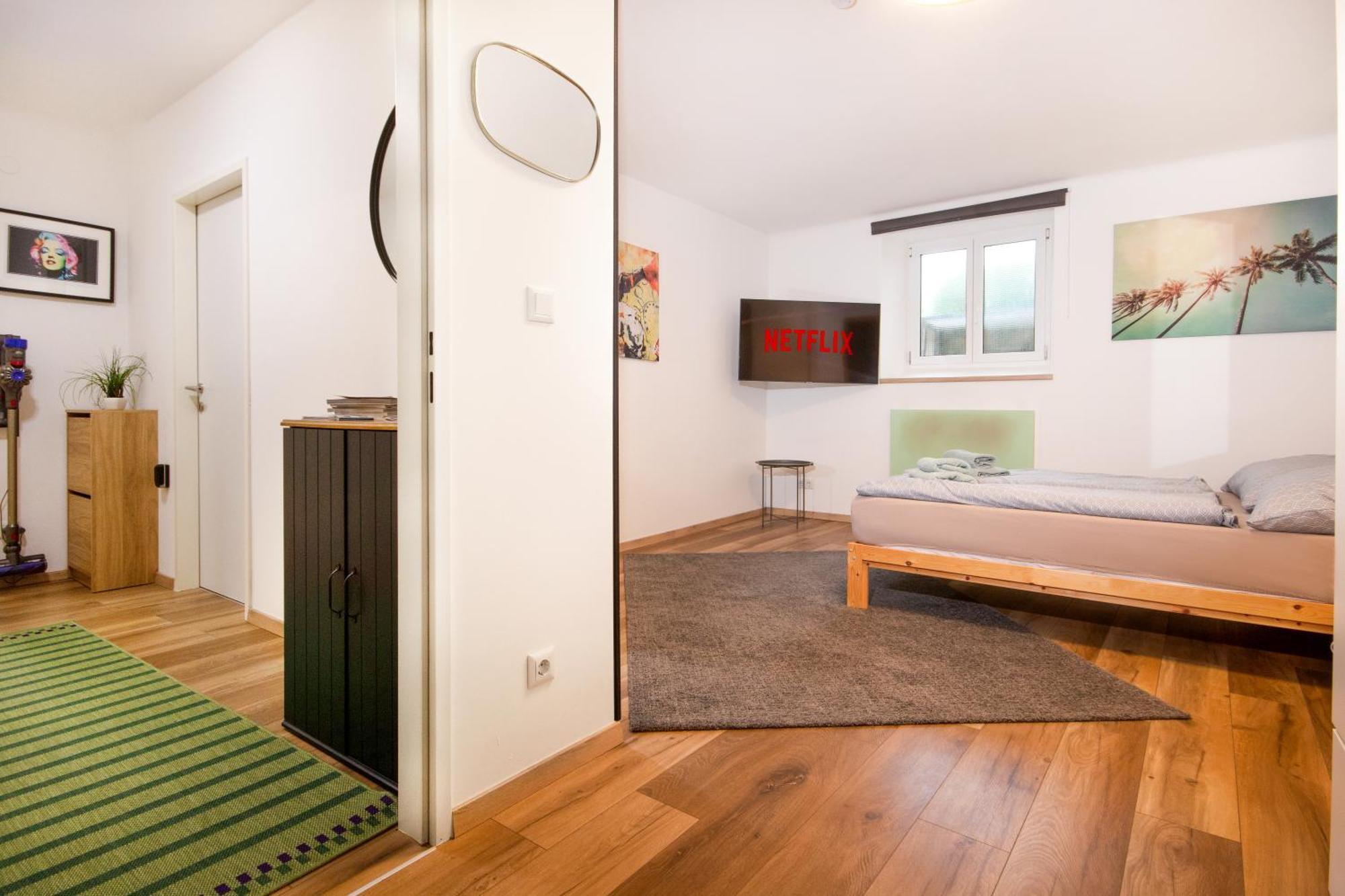 Lendkanal - City - Netflix - Waschmaschine - Kaffeevollautomat - 8 Pax - 4 Schlafzimmer Klagenfurt am Wörthersee Exterior foto